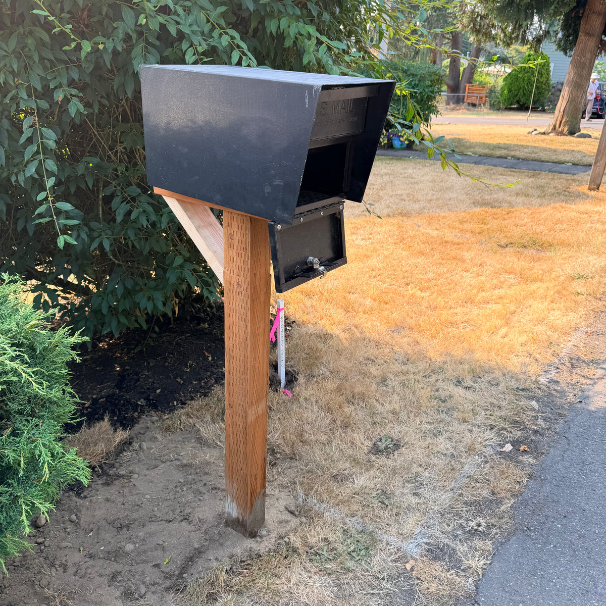 Mailbox Replacement & Installation