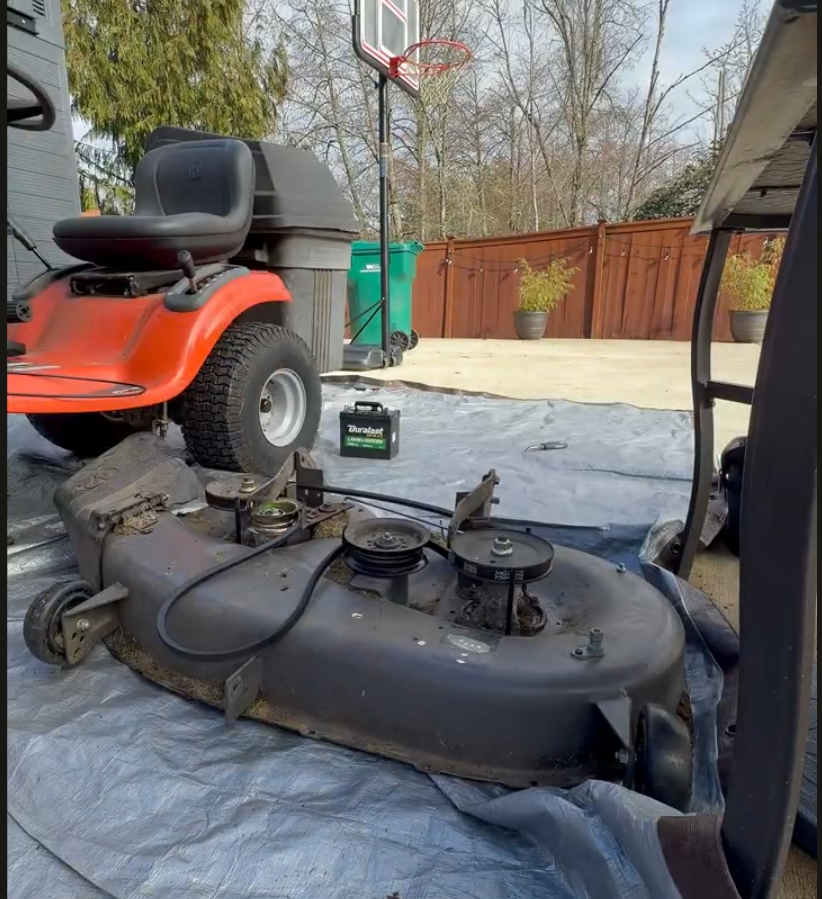 Husqvarna Riding Mower Full Maintenance Service