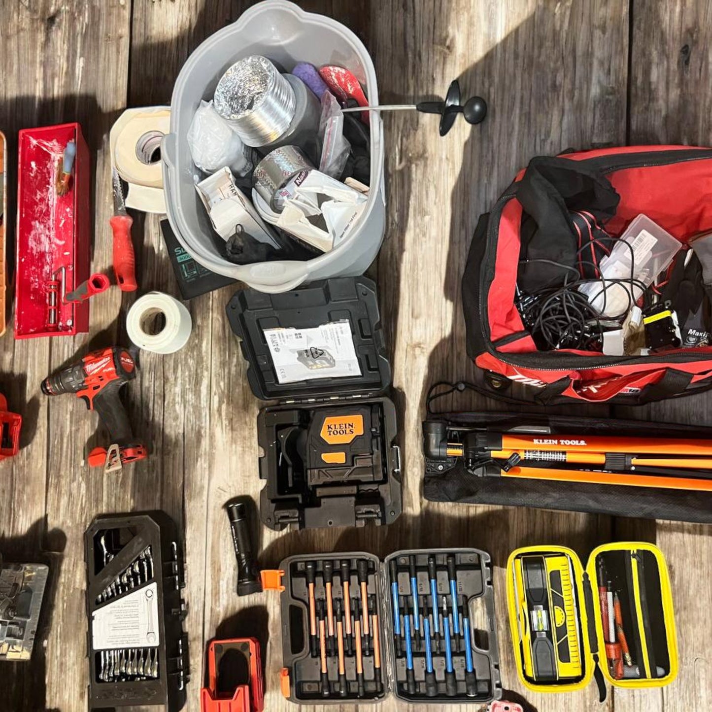 Handyman Service – Hourly & Quote-Based Home Repairs